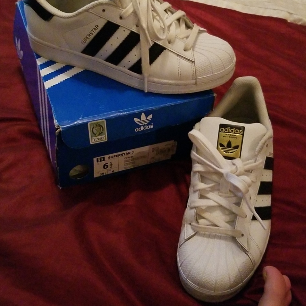 Adidas superstar